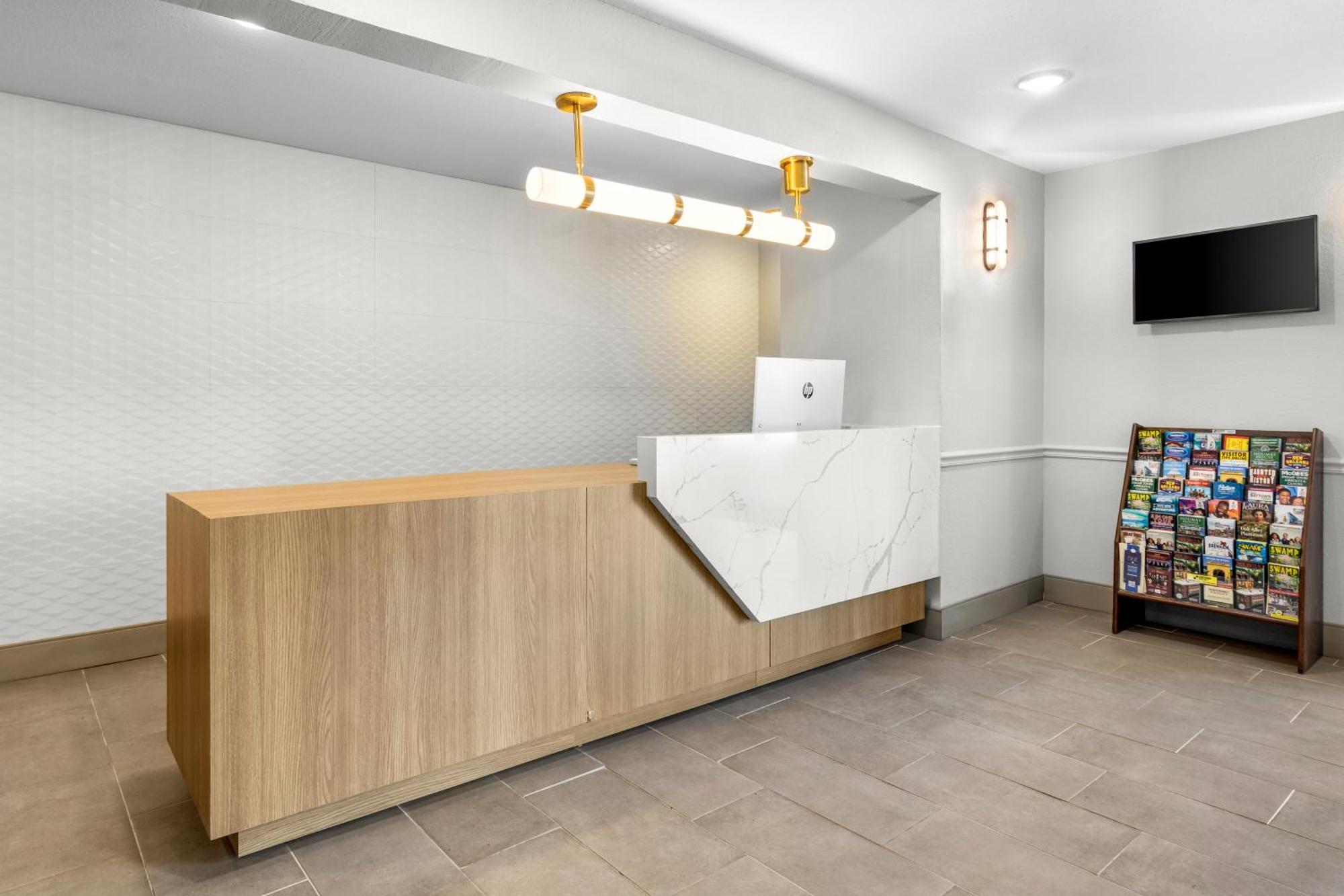 Best Western Acadia Hotel Crowley Ngoại thất bức ảnh